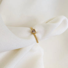 Cargar imagen en el visor de la galería, DENMAMX Anillo Lucie blanco
