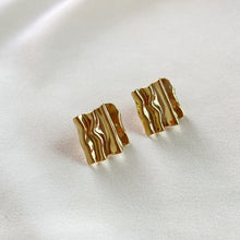Cargar imagen en el visor de la galería, DENMAMX Aretes Ivette
