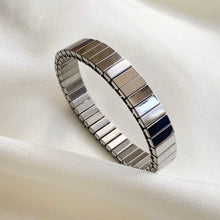 Cargar imagen en el visor de la galería, DENMAMX Pulsera Corina Silver
