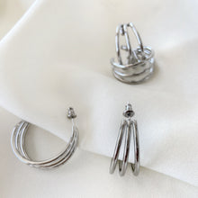 Cargar imagen en el visor de la galería, DENMAMX Arracada Amapola
